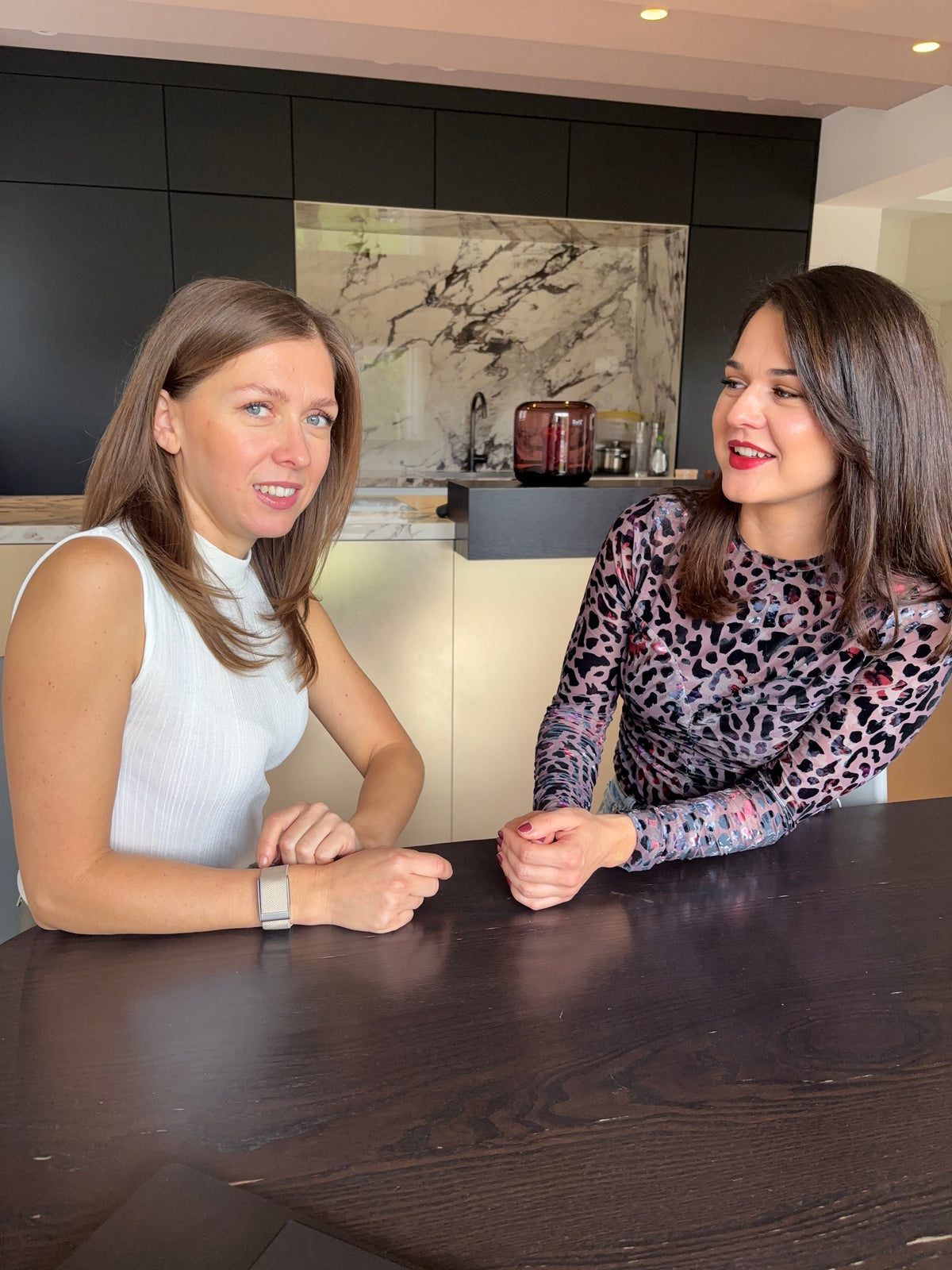 Elina und Elvira, Gründerinnen von formenthic